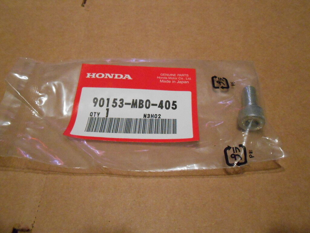 NOS Honda Bolt Socket CB1000 GL1200 GL1100 VF750 VT800 90153-MB0-405